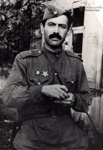 Schwarzer_Major_Lev Kopelev1944_13a_r.jpg